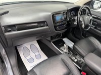 USED 2017 17 MITSUBISHI OUTLANDER 2.0h 12kWh 4h SUV 5dr Petrol Plug-in Hybrid CVT 4WD Euro 6 (s/s) (200 ps) 