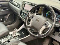 USED 2017 17 MITSUBISHI OUTLANDER 2.0h 12kWh 4h SUV 5dr Petrol Plug-in Hybrid CVT 4WD Euro 6 (s/s) (200 ps) 