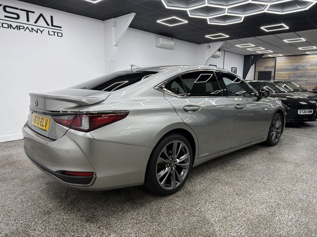 View our LEXUS ES