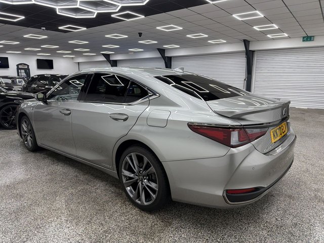 View our LEXUS ES
