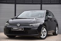 USED 2021 70 VOLKSWAGEN GOLF 1.5 eTSI MHEV Life Hatchback 5dr Petrol Hybrid DSG Euro 6 (s/s) (150 ps) 1 Former Keeper | Full Service History | Satellite Navigation | Climate Control | Alloy Wheels | Park Assist | MOT Valid (05/03/2027)