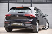 USED 2021 70 VOLKSWAGEN GOLF 1.5 eTSI MHEV Life Hatchback 5dr Petrol Hybrid DSG Euro 6 (s/s) (150 ps) 1 Former Keeper | Full Service History | Satellite Navigation | Climate Control | Alloy Wheels | Park Assist | MOT Valid (05/03/2027)