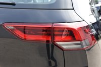 USED 2021 70 VOLKSWAGEN GOLF 1.5 eTSI MHEV Life Hatchback 5dr Petrol Hybrid DSG Euro 6 (s/s) (150 ps) 1 Former Keeper | Full Service History | Satellite Navigation | Climate Control | Alloy Wheels | Park Assist | MOT Valid (05/03/2027)