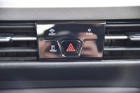 USED 2021 70 VOLKSWAGEN GOLF 1.5 eTSI MHEV Life Hatchback 5dr Petrol Hybrid DSG Euro 6 (s/s) (150 ps) 1 Former Keeper | Full Service History | Satellite Navigation | Climate Control | Alloy Wheels | Park Assist | MOT Valid (05/03/2027)