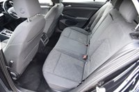 USED 2021 70 VOLKSWAGEN GOLF 1.5 eTSI MHEV Life Hatchback 5dr Petrol Hybrid DSG Euro 6 (s/s) (150 ps) 1 Former Keeper | Full Service History | Satellite Navigation | Climate Control | Alloy Wheels | Park Assist | MOT Valid (05/03/2027)