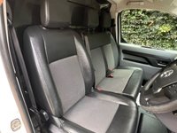 USED 2021 21 VAUXHALL VIVARO 2.0 Turbo D 3100 Dynamic Panel Van 6dr Diesel Manual L1 H1 Euro 6 (s/s) (120 ps) A/C, LOW MILES, 1 OWNER, FSH, CAR PLAY