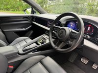 USED 2024 74 PORSCHE MACAN 100kWh Turbo SUV 5dr Electric Auto 4WD (639 ps) 8.9% APR FINANCE RATES