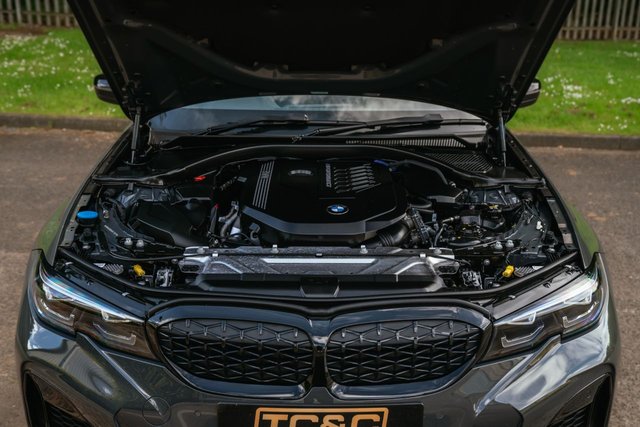 View our BMW 3 SERIES