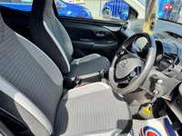 USED 2019 68 TOYOTA AYGO 1.0 VVT-i x-plore Hatchback 5dr Petrol Manual Euro 6 (71 ps) LOW MILEAGE, ALLOY WHEELS, CLIMATE CONTROL , BLUETOOTH, IDEAL 1ST CAR
