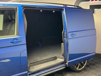USED 2021 21 VOLKSWAGEN TRANSPORTER 2.0 TDI T28 Highline Panel Van 5dr Diesel DSG FWD SWB Euro 6 (s/s) (150 ps) LEIGHTON INTERIOR & EXTERIOR