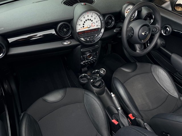 View our MINI CONVERTIBLE