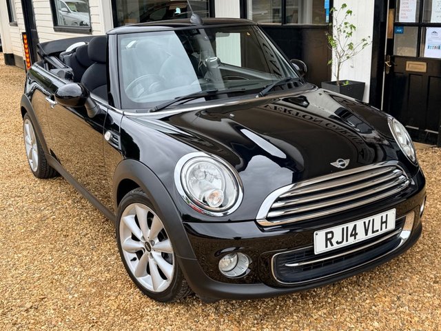 View our MINI Convertible 1.6 Cooper Convertible 2dr Petrol Manual Euro 6 (s/s) (122 ps)