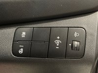 USED 2018 68 HYUNDAI I10 1.2 Premium SE Hatchback 5dr Petrol Manual Euro 6 (87 ps) APPLE CAR PLAY AND ANDROID AUTO