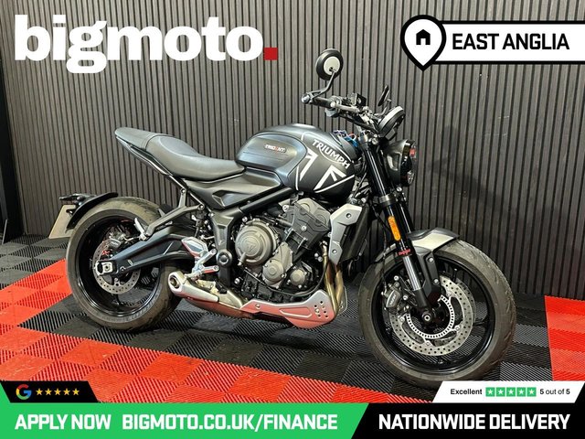 View our TRIUMPH Trident 660