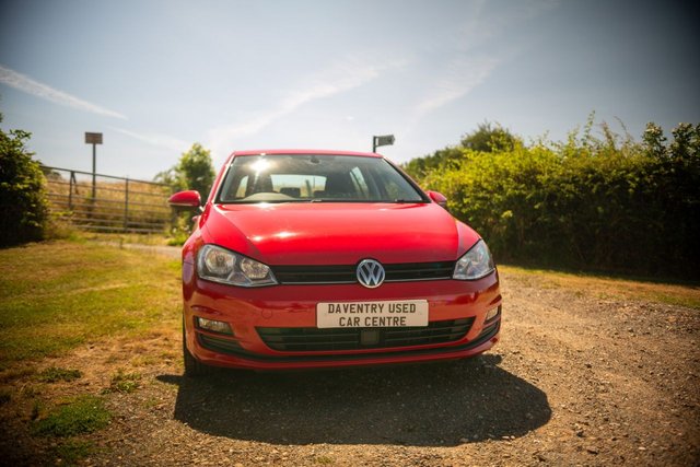 View our VOLKSWAGEN GOLF