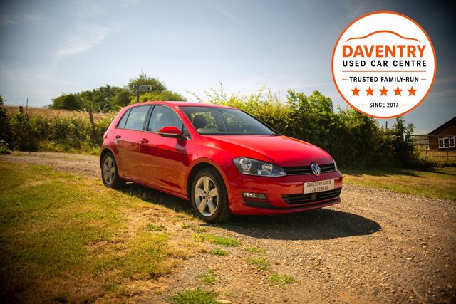 View our VOLKSWAGEN GOLF