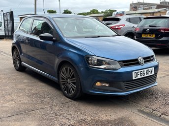 2016 VOLKSWAGEN POLO