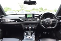 USED 2018 67 AUDI A6 AVANT 2.0 TDI Black Edition Estate 5dr Diesel S Tronic quattro Euro 6 (s/s) (190 ps) 7 AUDI SERVICES / BOSE / LEATH