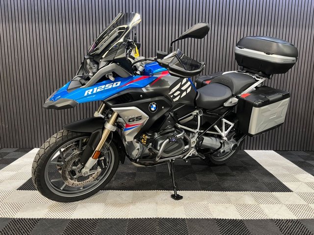 View our BMW R 1250 GS