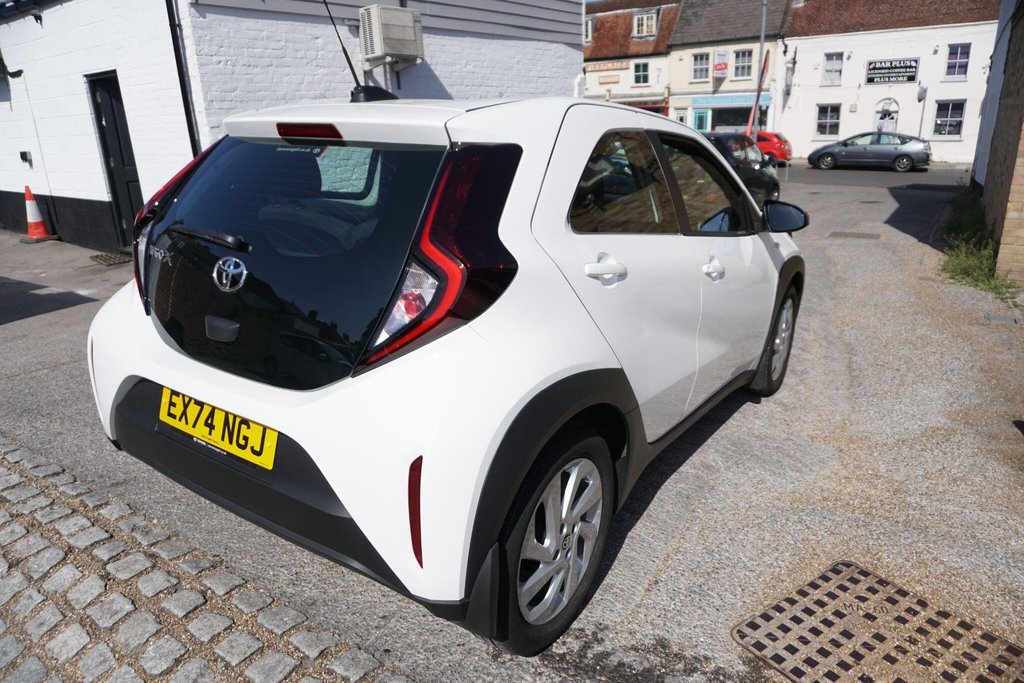 USED 2024 74 TOYOTA AYGO X 1.0 VVT-i Pure x-shift Euro 6 (s/s) 5dr AUTO/LOW MILES!!!