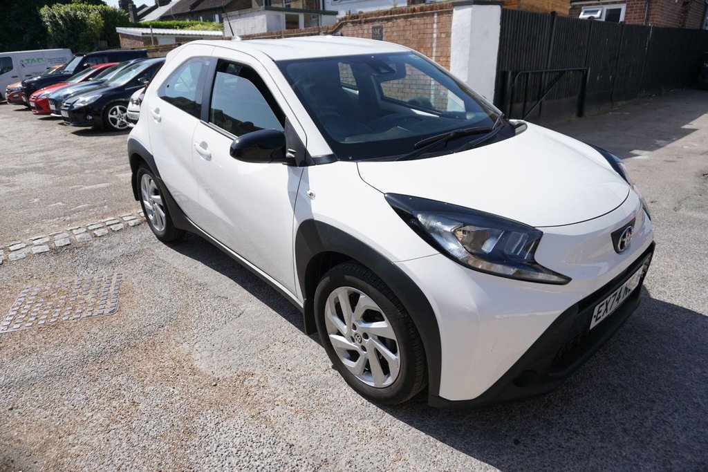 USED 2024 74 TOYOTA AYGO X 1.0 VVT-i Pure x-shift Euro 6 (s/s) 5dr AUTO/LOW MILES!!!