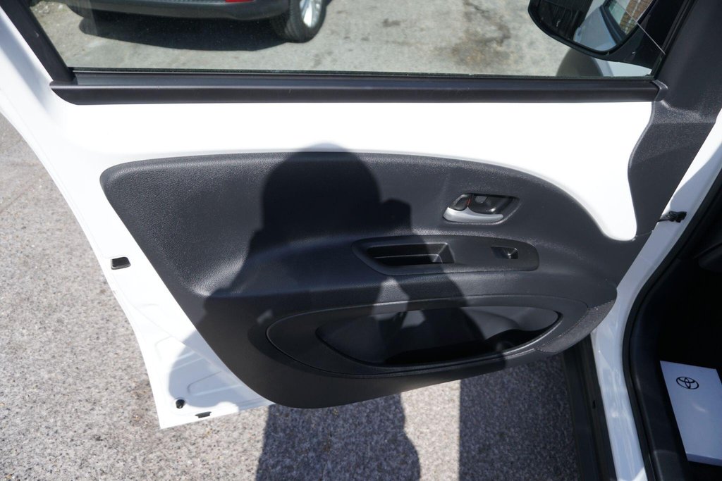 USED 2024 74 TOYOTA AYGO X 1.0 VVT-i Pure x-shift Euro 6 (s/s) 5dr AUTO/LOW MILES!!!