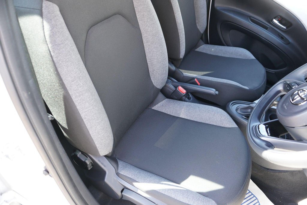 USED 2024 74 TOYOTA AYGO X 1.0 VVT-i Pure x-shift Euro 6 (s/s) 5dr AUTO/LOW MILES!!!