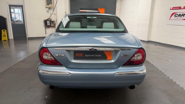 View our JAGUAR XJ