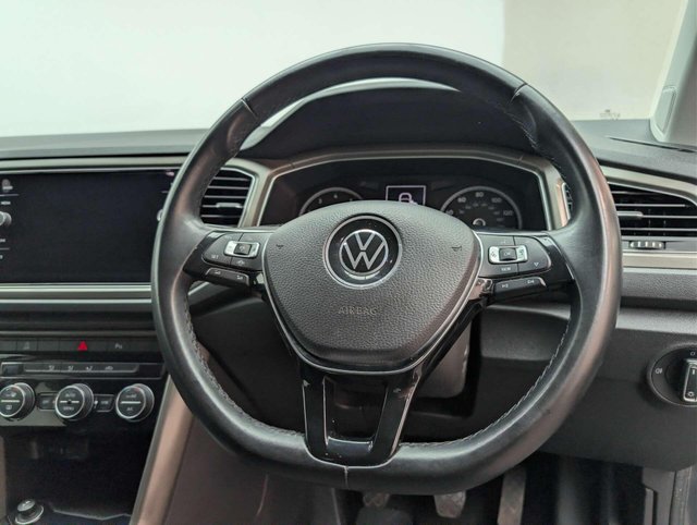 USED 2020 70 VOLKSWAGEN T-ROC 1.0 TSI Design SUV 5dr Petrol Manual Euro 6 (s/s) (110 ps) CLICK+COLLECT / HOME DELIVERY