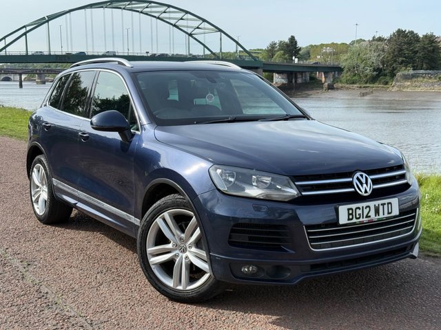 View our Volkswagen Touareg 3.0 TDI V6 BlueMotion Tech Altitude SUV 5dr Diesel Tiptronic 4WD Euro 5 (s/s) (245 ps)
