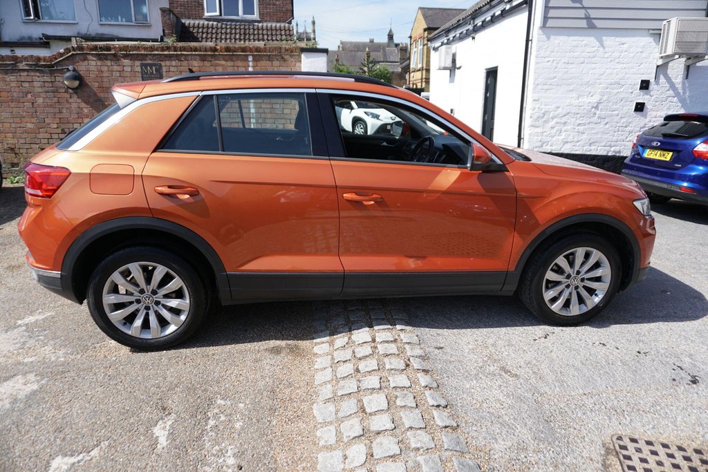USED 2018 18 VOLKSWAGEN T-ROC 1.0 TSI SE Euro 6 (s/s) 5dr SERVICE HISTORY/JUST IN!!