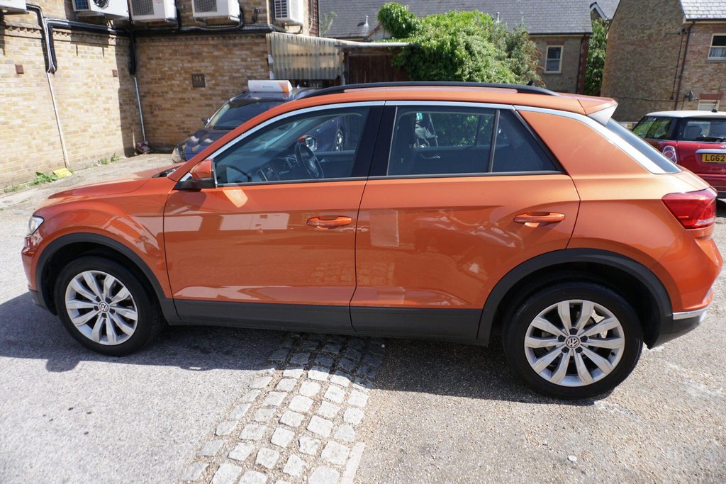 USED 2018 18 VOLKSWAGEN T-ROC 1.0 TSI SE Euro 6 (s/s) 5dr SERVICE HISTORY/JUST IN!!