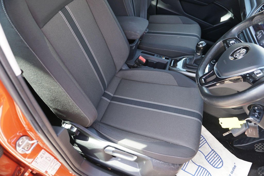 USED 2018 18 VOLKSWAGEN T-ROC 1.0 TSI SE Euro 6 (s/s) 5dr SERVICE HISTORY/JUST IN!!