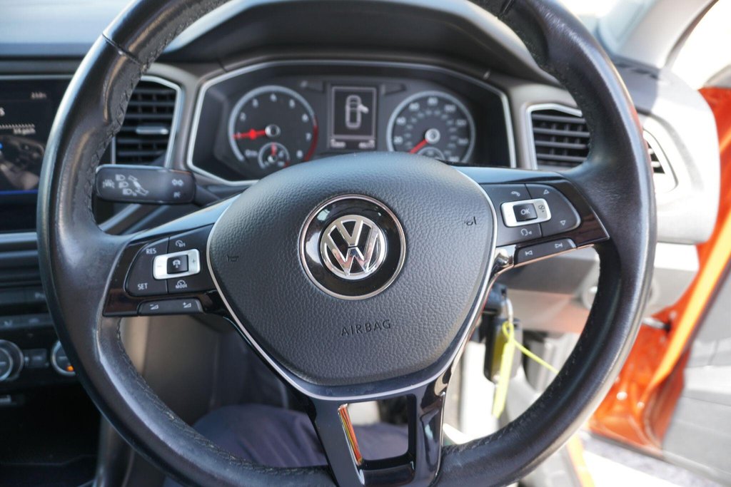 USED 2018 18 VOLKSWAGEN T-ROC 1.0 TSI SE Euro 6 (s/s) 5dr SERVICE HISTORY/JUST IN!!