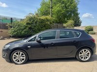 USED 2014 63 VAUXHALL ASTRA 1.6 16v SRi Hatchback 5dr Petrol Manual Euro 5 (115 ps) TWO OWNERS*DECEMBER MOT*ALLOYS*AC