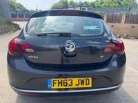 USED 2014 63 VAUXHALL ASTRA 1.6 16v SRi Hatchback 5dr Petrol Manual Euro 5 (115 ps) TWO OWNERS*DECEMBER MOT*ALLOYS*AC