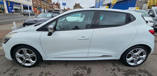 View our RENAULT CLIO