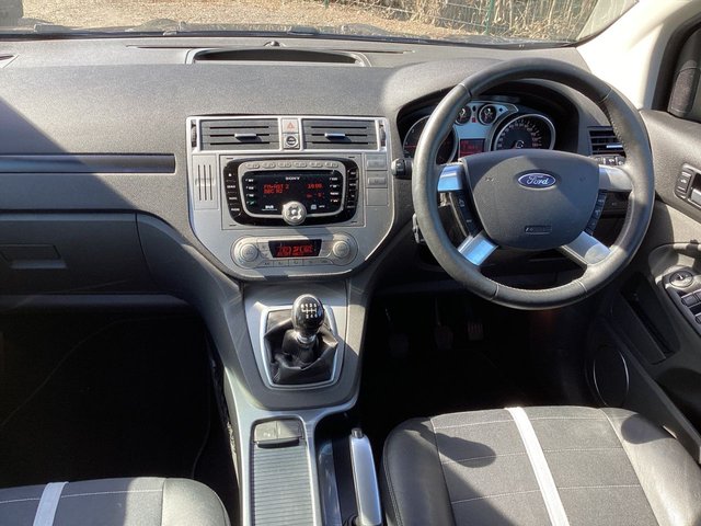 View our FORD KUGA