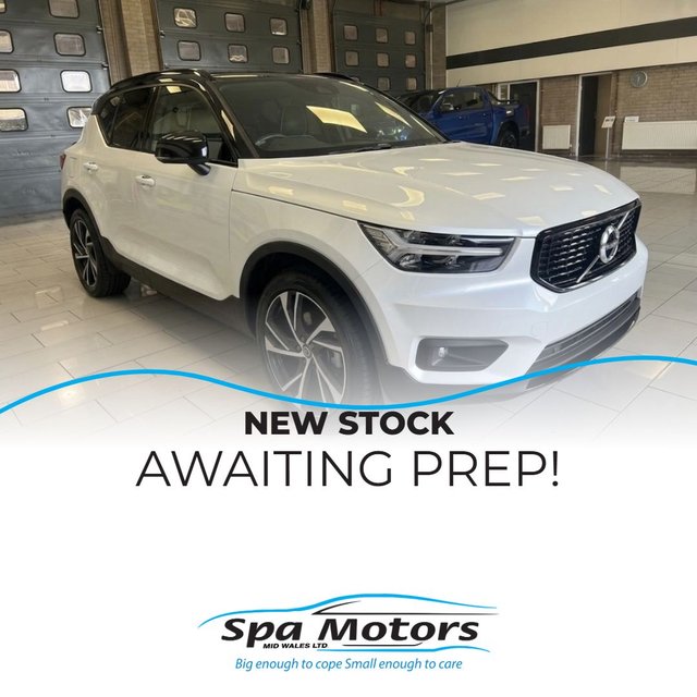View our Volvo Xc40 2.0 T4 R-Design Pro SUV 5dr Petrol Auto AWD Euro 6 (s/s) (190 ps)
