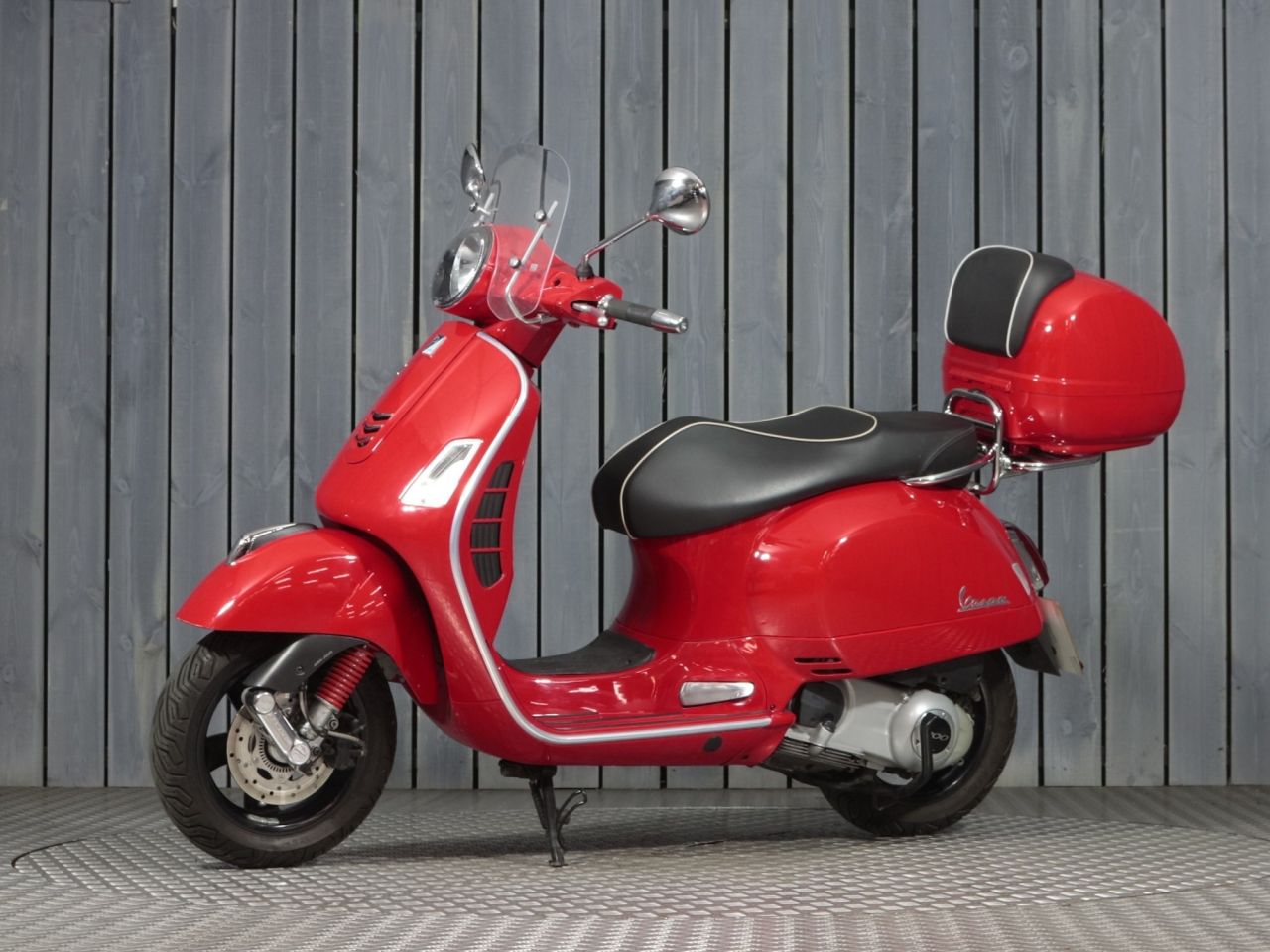 PIAGGIO Vespa GTS 300