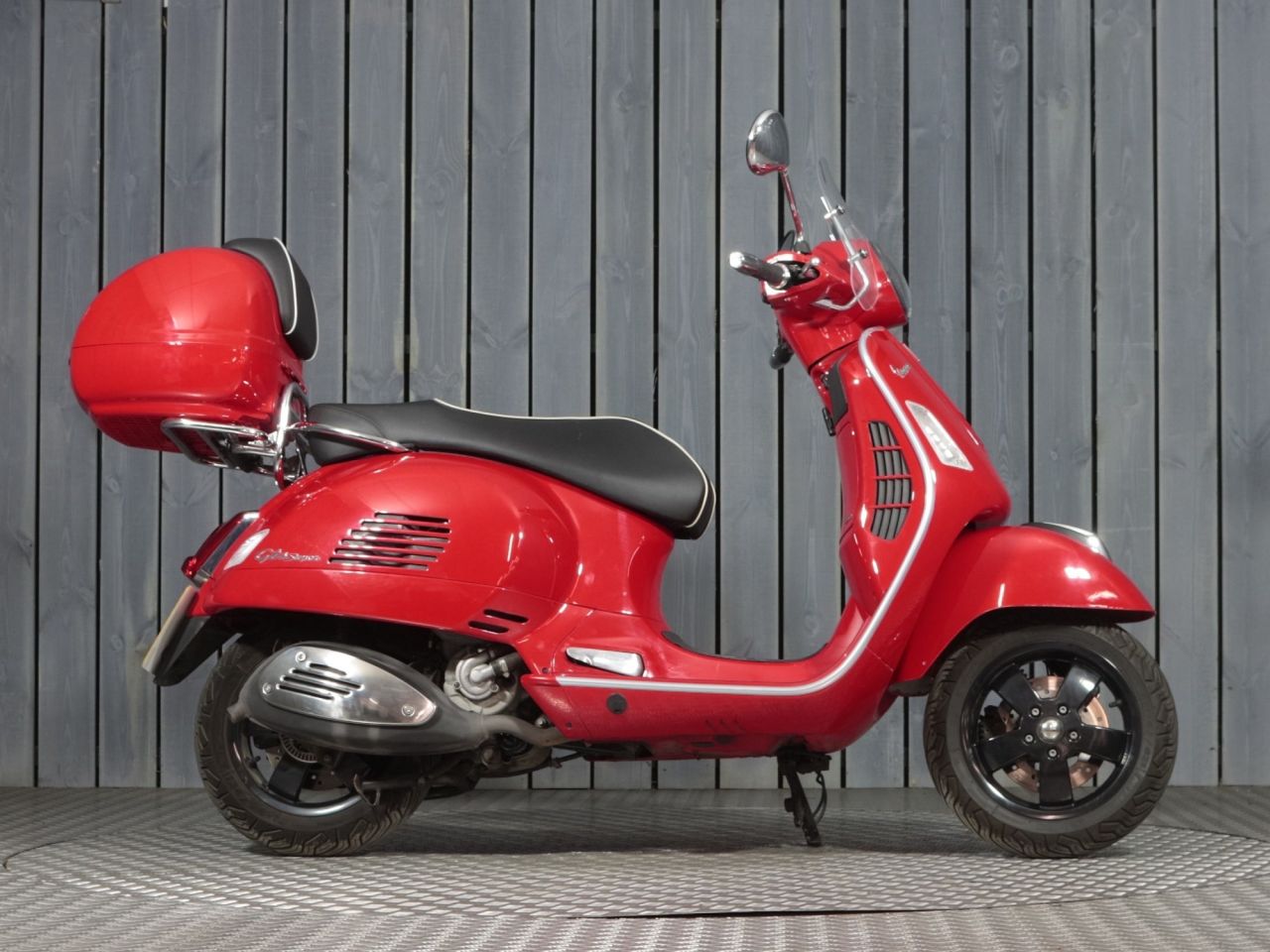 PIAGGIO Vespa GTS 300