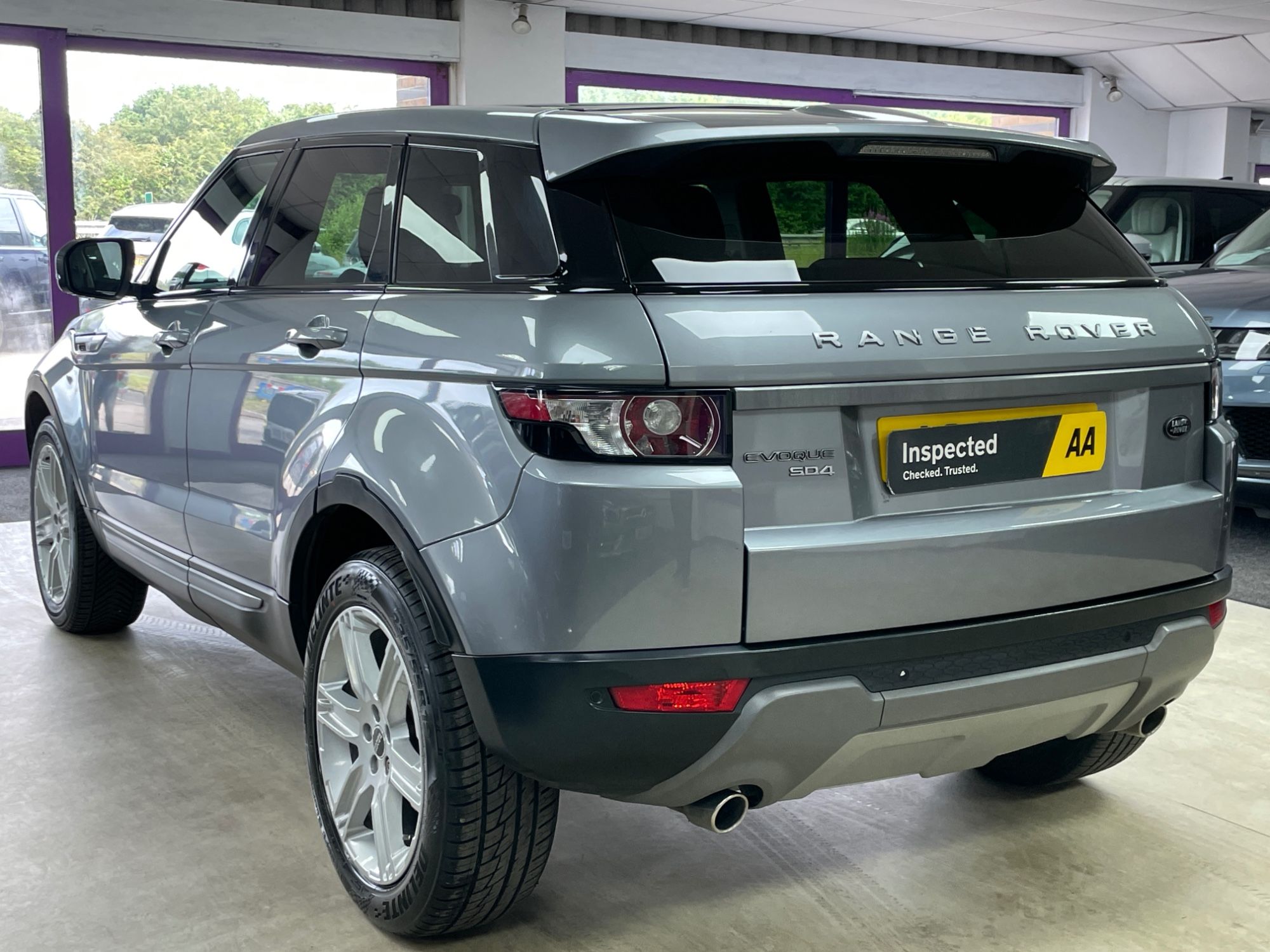USED 2012 A LAND ROVER RANGE ROVER EVOQUE 2.2 SD4 Pure SUV 5dr Diesel Auto 4WD Euro 5 (190 ps) 