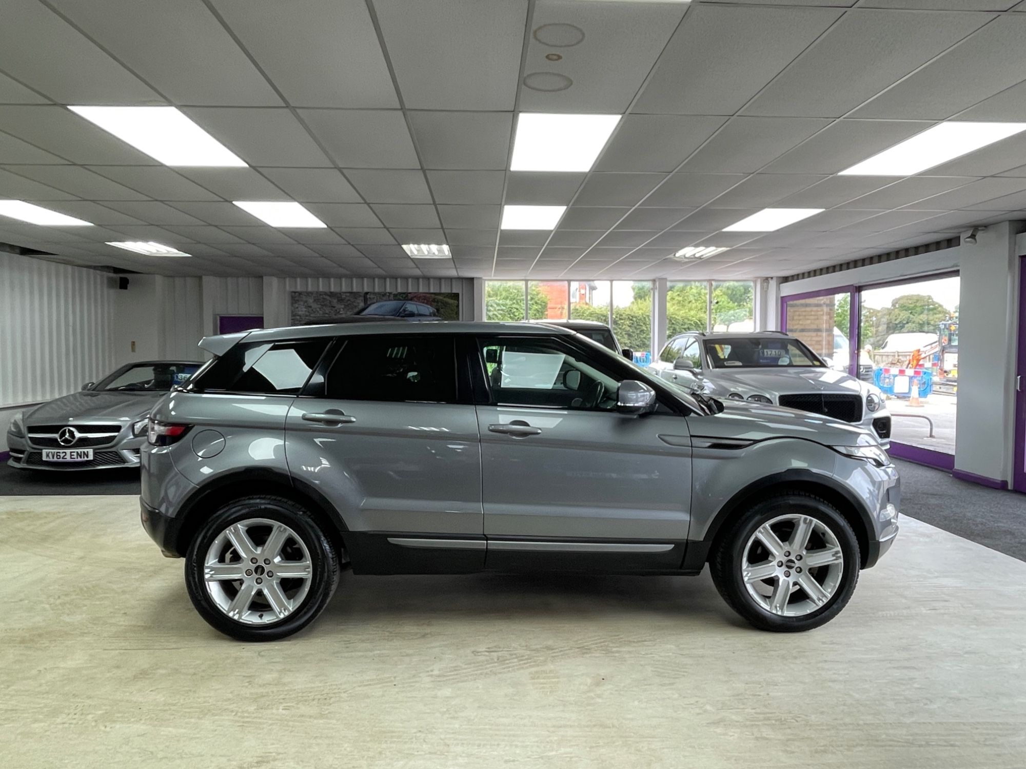 USED 2012 A LAND ROVER RANGE ROVER EVOQUE 2.2 SD4 Pure SUV 5dr Diesel Auto 4WD Euro 5 (190 ps) 