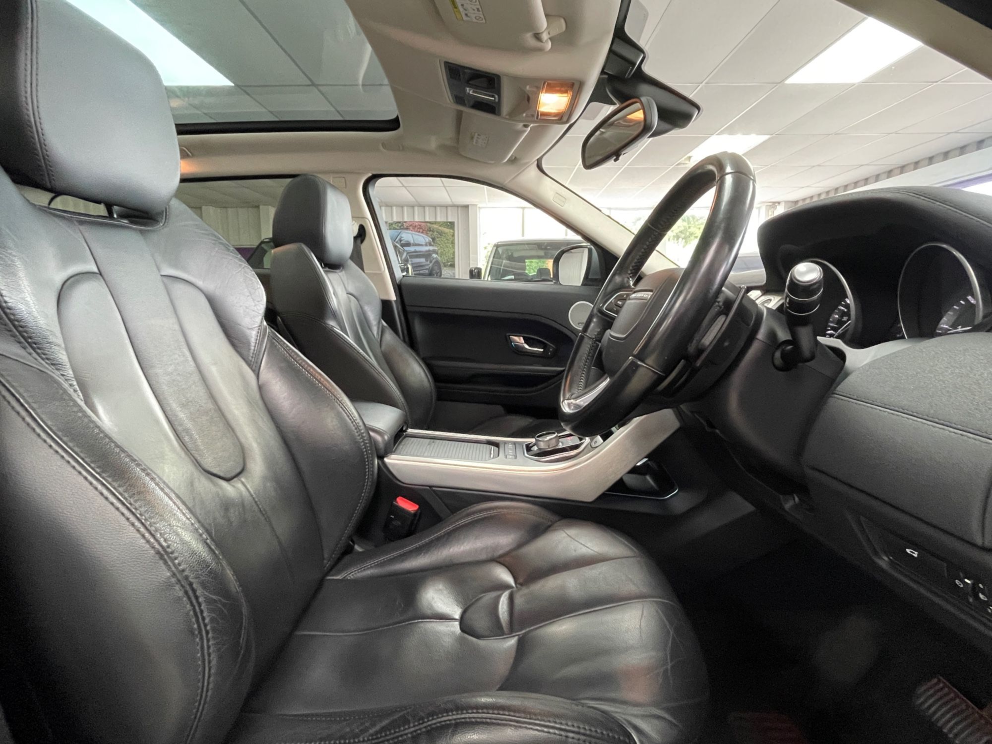 USED 2012 A LAND ROVER RANGE ROVER EVOQUE 2.2 SD4 Pure SUV 5dr Diesel Auto 4WD Euro 5 (190 ps) 