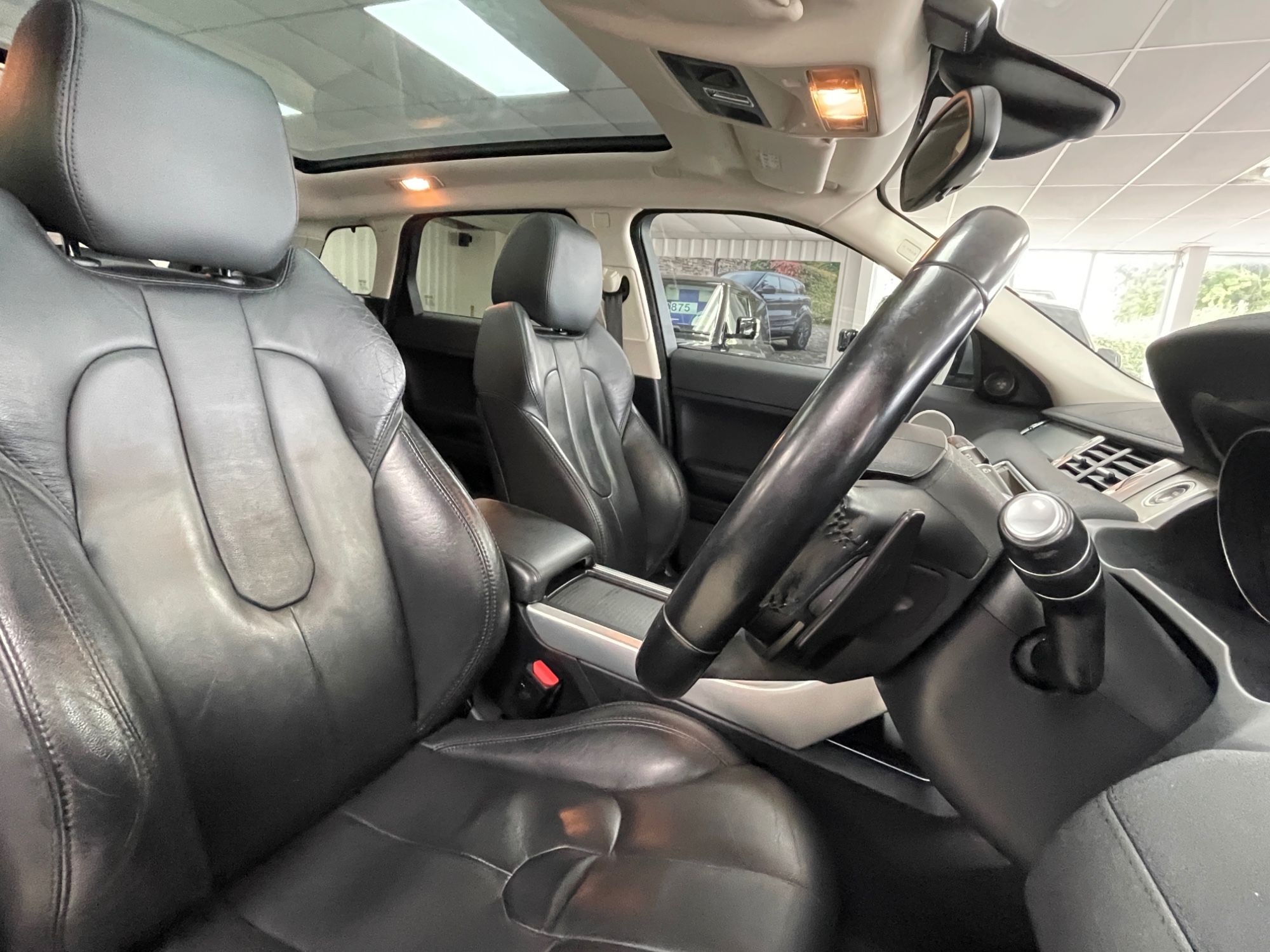 USED 2012 A LAND ROVER RANGE ROVER EVOQUE 2.2 SD4 Pure SUV 5dr Diesel Auto 4WD Euro 5 (190 ps) 