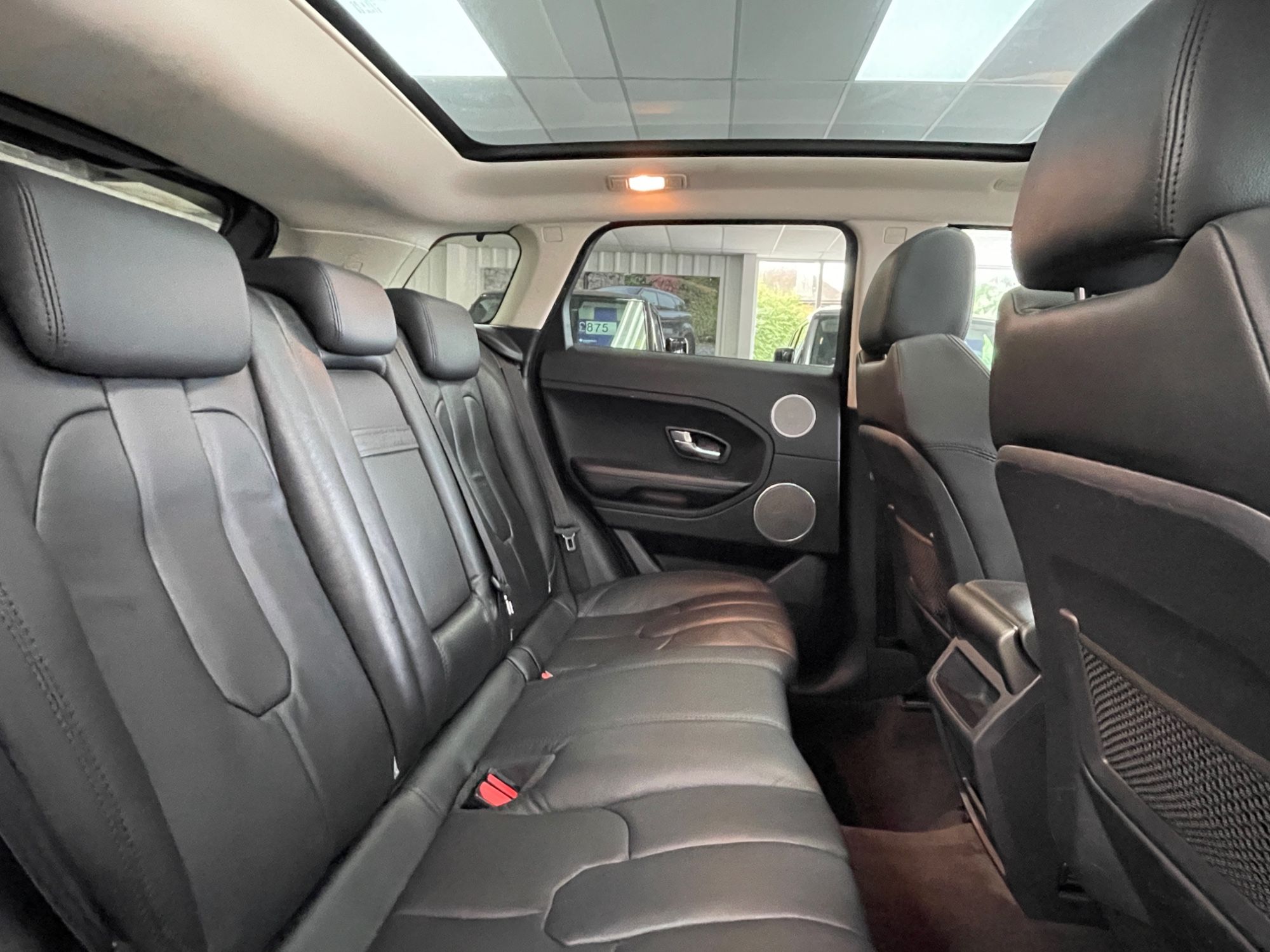 USED 2012 A LAND ROVER RANGE ROVER EVOQUE 2.2 SD4 Pure SUV 5dr Diesel Auto 4WD Euro 5 (190 ps) 