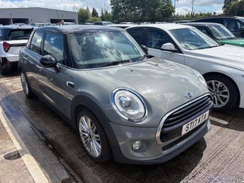 2017 MINI HATCH