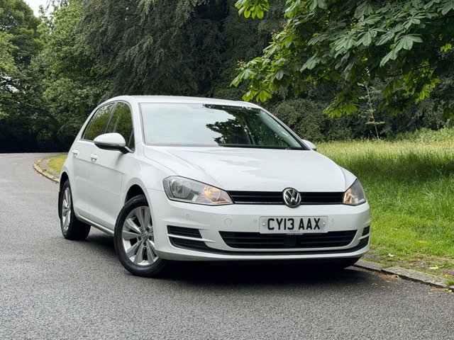View our Volkswagen Golf 1.4 TSI BlueMotion Tech SE Hatchback 5dr Petrol Manual Euro 5 (s/s) (122 ps)