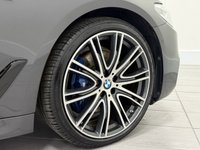 USED 2018 68 BMW 5 SERIES 3.0 530d M Sport Saloon 4dr Diesel Auto xDrive Euro 6 (s/s) (265 ps) &pound;9.6K FITTED EXTRAS INC M SPORT PLUS PACK + HARMON/KARDON SPEAKERS + ADAPTIVE LED HEADLIGHTS