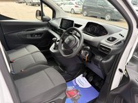 USED 2022 72 PEUGEOT PARTNER Professional Premium L1 1.5 BlueHDi 1000 SWB Diesel Panel Van Manual Euro 6 (s/s) (100 bhp) Recent service with all filters replaced - Only 34,111 miles, Facelift model - EURO 6 (ULEZ compliant) - Built in touchscreen with Satnav connectivity & DAB, Air conditioning, E/W, Bluetooth, rear parking sensors, cruise control, electric power fold mirror's, 3 seats, full bulkhead, ply lined, driver's airbag, side loading door, remote central Locking, Alarm, USB port, steering column radio control, barn rear doors, spare key, finance arranged on site & 6 months premium Autoguard warranty.